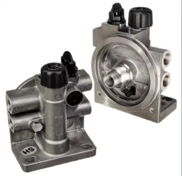 Deutz 04292267, 04291644, 04504439, 04295420, 04295422, 04295664 Насос подкачки (крышка фильтра) для 2013