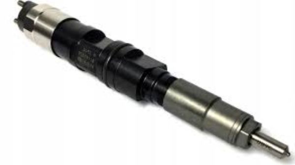 DENSO 095000-6490. 0950006490 Топливный инжектор John Deere 6068