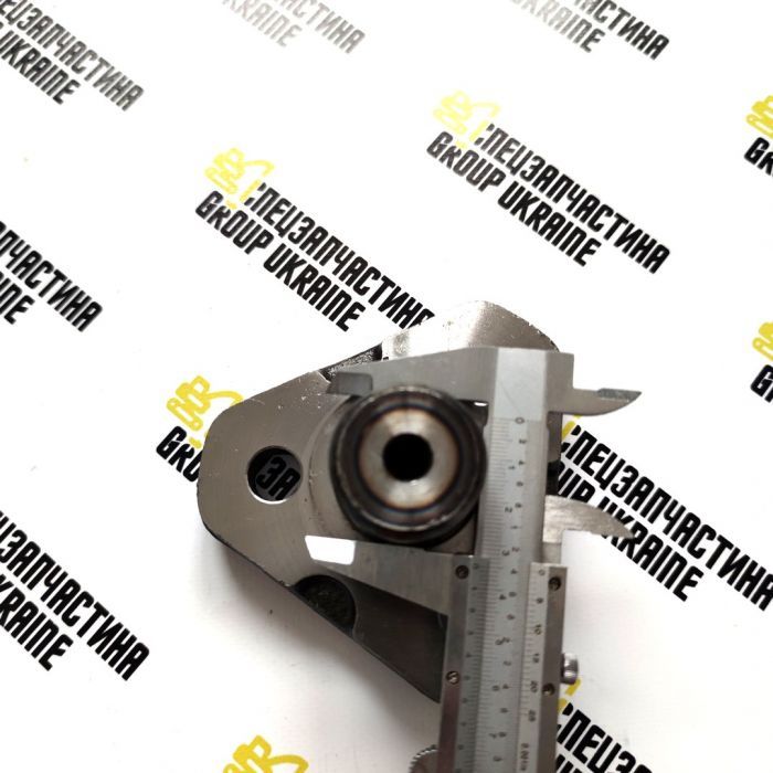 85805980 (128880, 11709445, 209-4218) Шкворень New Holland, Carraro