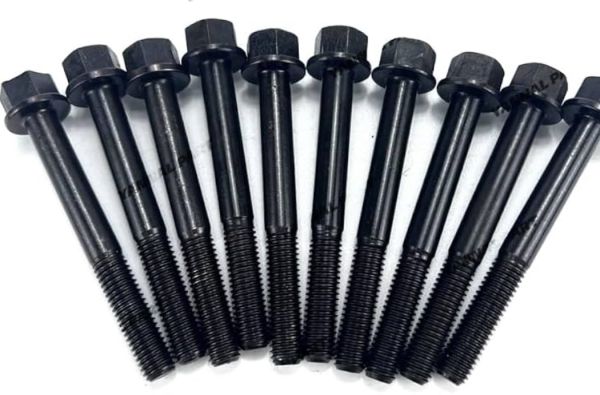 Kubota 14601-03450 Болт ГБЦ для Z402, Z482, Z602