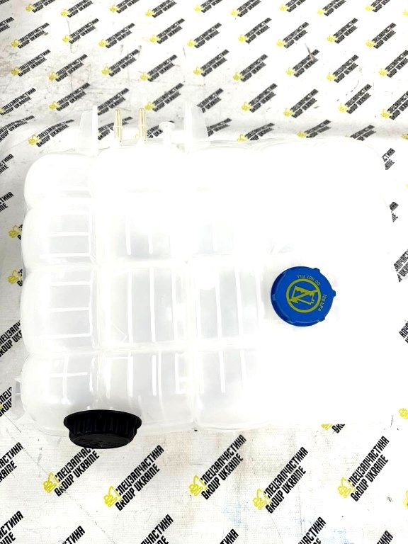 Volvo 22821822 Расширительный бак для A25G, A30G, A35G