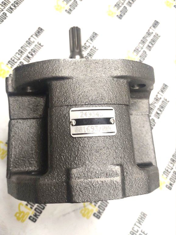 235045 Насос трансмиссии DANA Spicer 28000, 32000