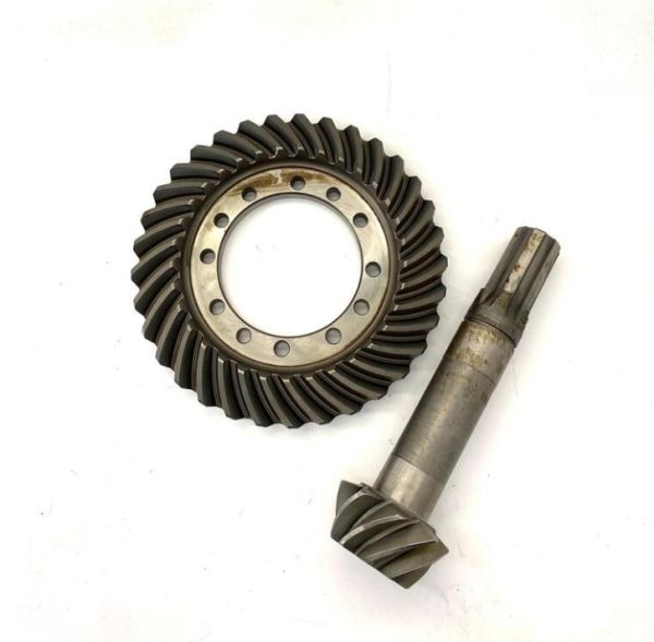 Massey Ferguson 3427157M91 Главная пара (планетарка, хвостовик) 9х33