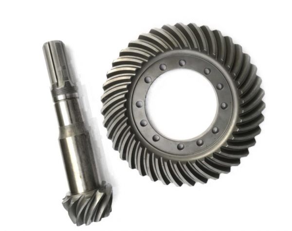 3428310M91 Главная (коническая) пара Z=8/39 Massey Ferguson