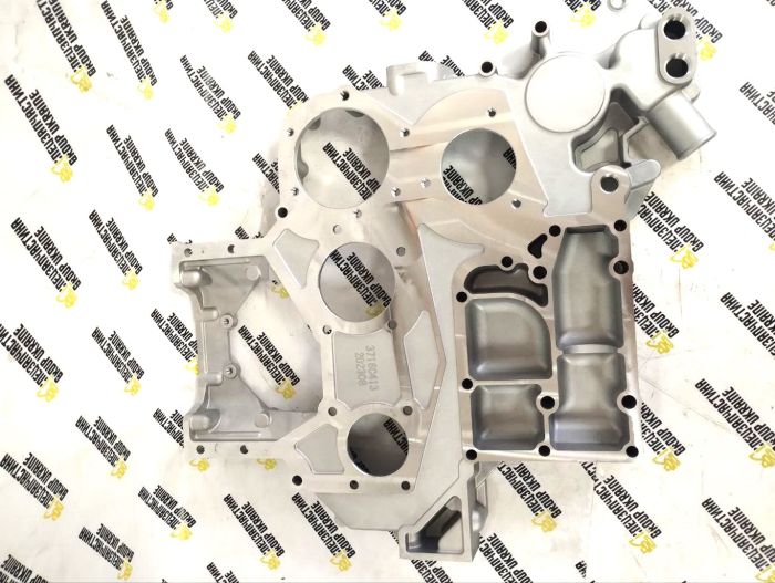 Perkins (Перкинс) 3716C413 Крышка распределительных шестерней 1004.40 / 1006.60