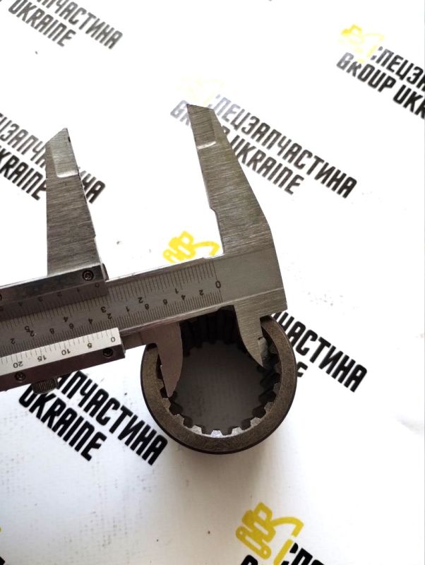 550/43639 Переходная муфта JCB JS200