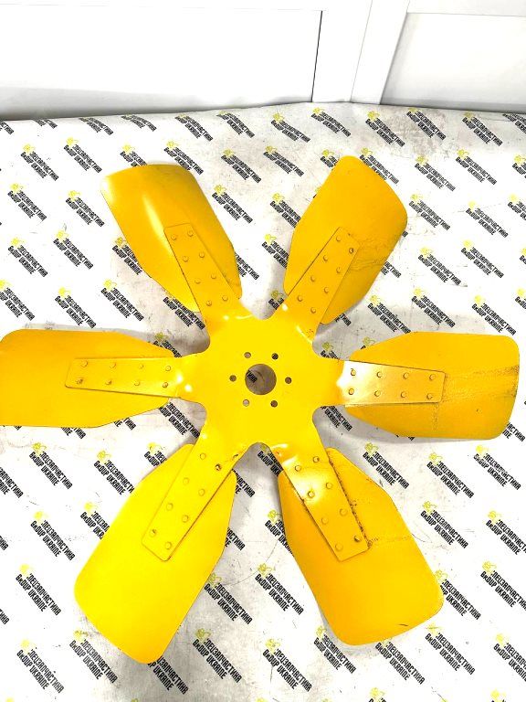 Komatsu 600-633-0851 Крыльчатка для двигателя D65A-8