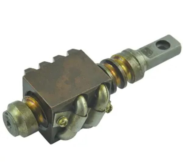 Kubota 67211-41122 Червячная пара рулевой колонки для B1400, B1402