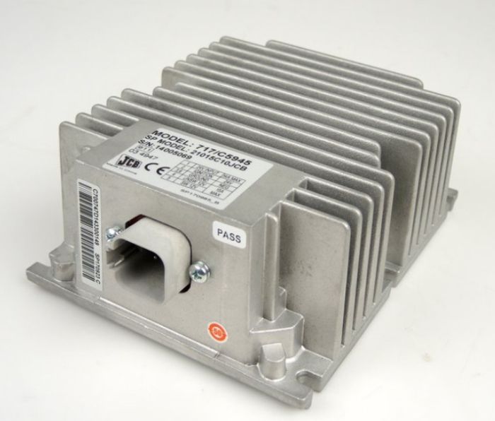 JCB 717/C5945 Конвертор 24/12V (15A) для JS115, JS130