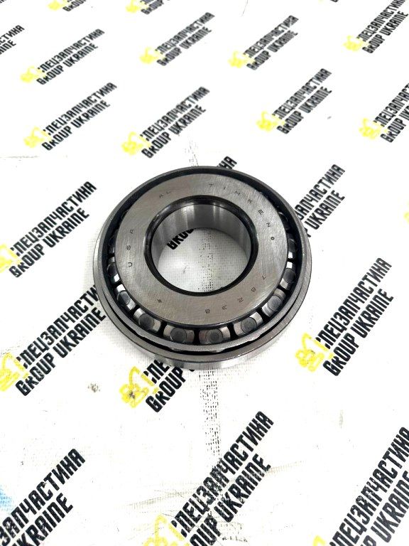 384483A1 Подшипник New Holland 0750117258