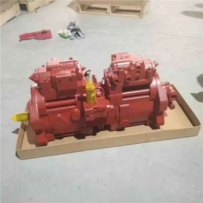 Основной гидравлический насос Hyundai R250LC-7 31N7-10010 K3V112DT