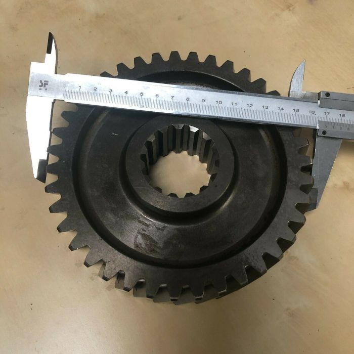 Шестерня приводов насосов 3035853