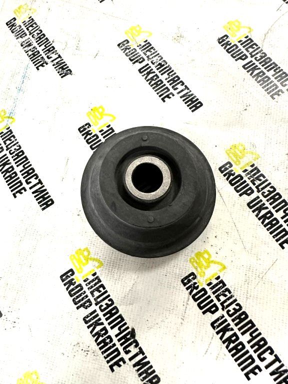 JCB KRH0780 Подушка двигуна для JS 130-260 Артикул: KRH0780