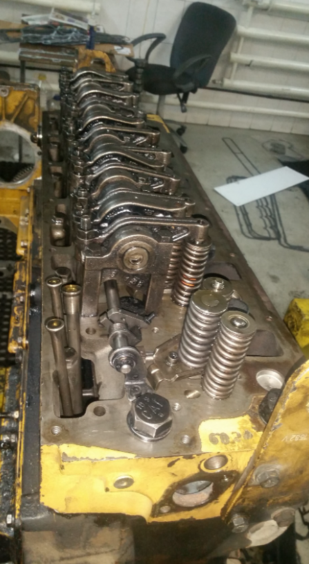 Caterpillar 3116 сборка двигателя-обрабатывам маслом